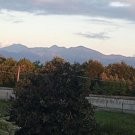 Bed & Breakfast Mezzaluna Feletto Екстер'єр фото